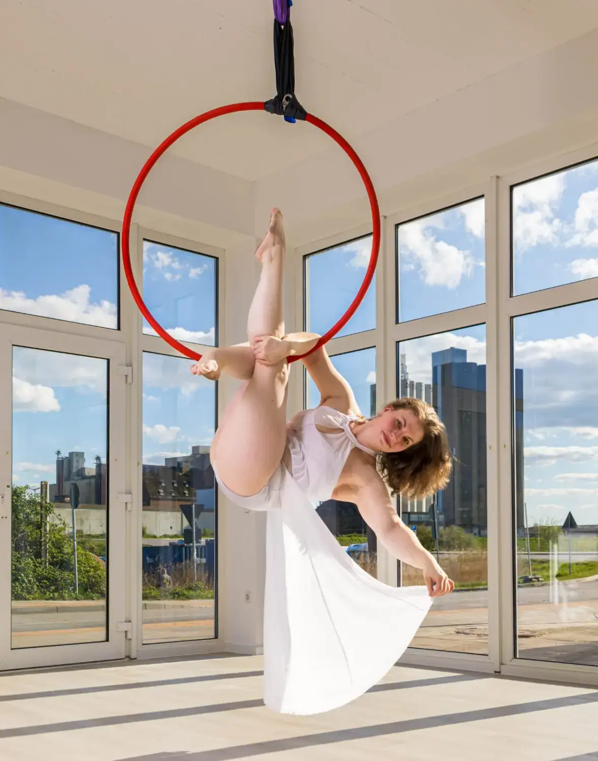 Luftakrobatik-Schule Phönix - Akrobatin